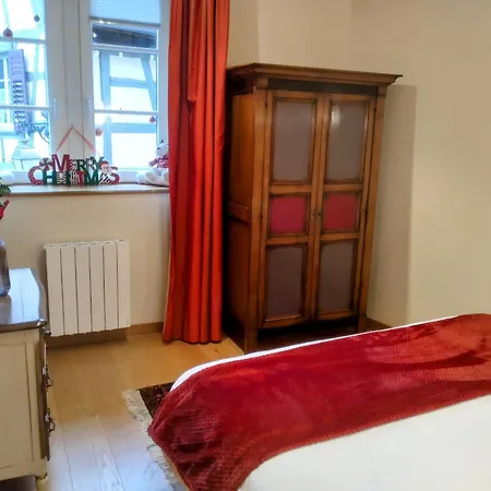 Apartament Maison Rebleuthof, Charme, Confort Et Authenticite Au Coeur De Riquewihr *
